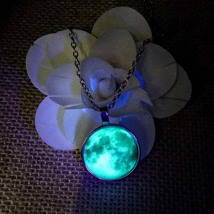 Luna Radiance Glowing Pendant