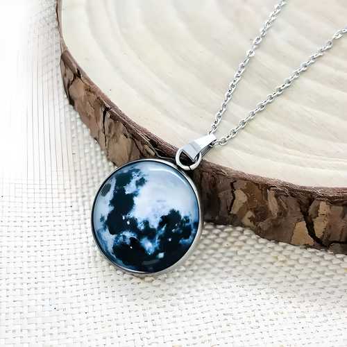 Luna Radiance Glowing Pendant